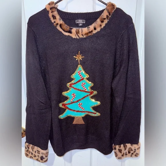 Knit Christmas sweater with leopard printed neck and sleeves - Picture 7 of 9